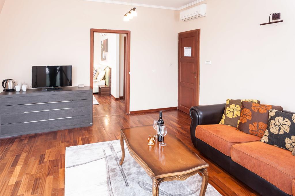 Modern Inn Boutique Hotel Skopje Extérieur photo