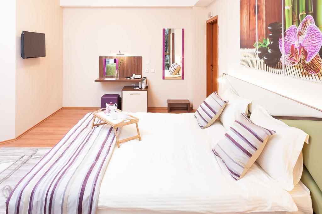 Modern Inn Boutique Hotel Skopje Extérieur photo