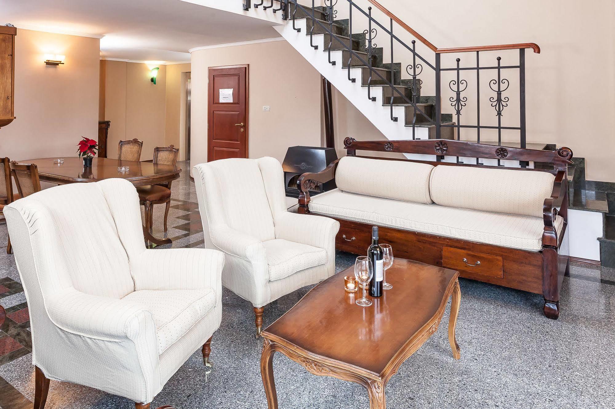 Modern Inn Boutique Hotel Skopje Extérieur photo