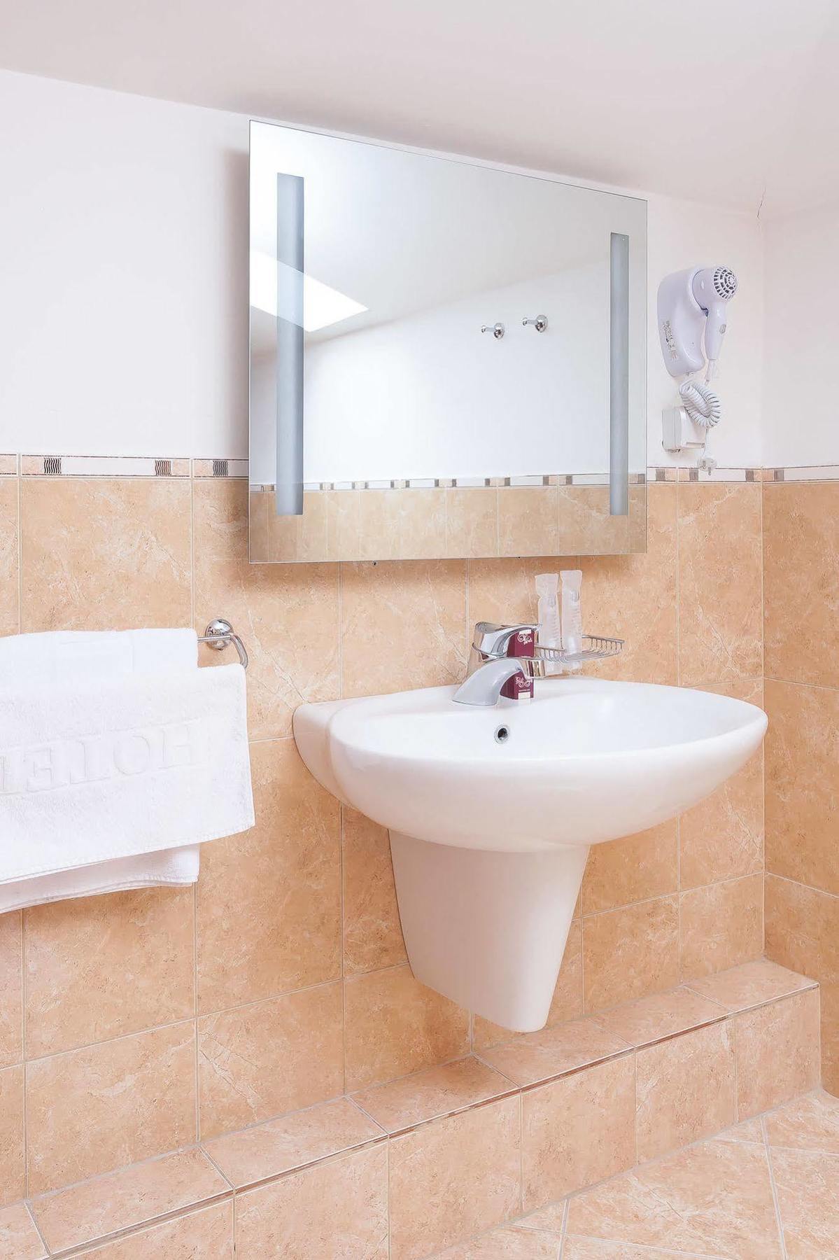 Modern Inn Boutique Hotel Skopje Extérieur photo