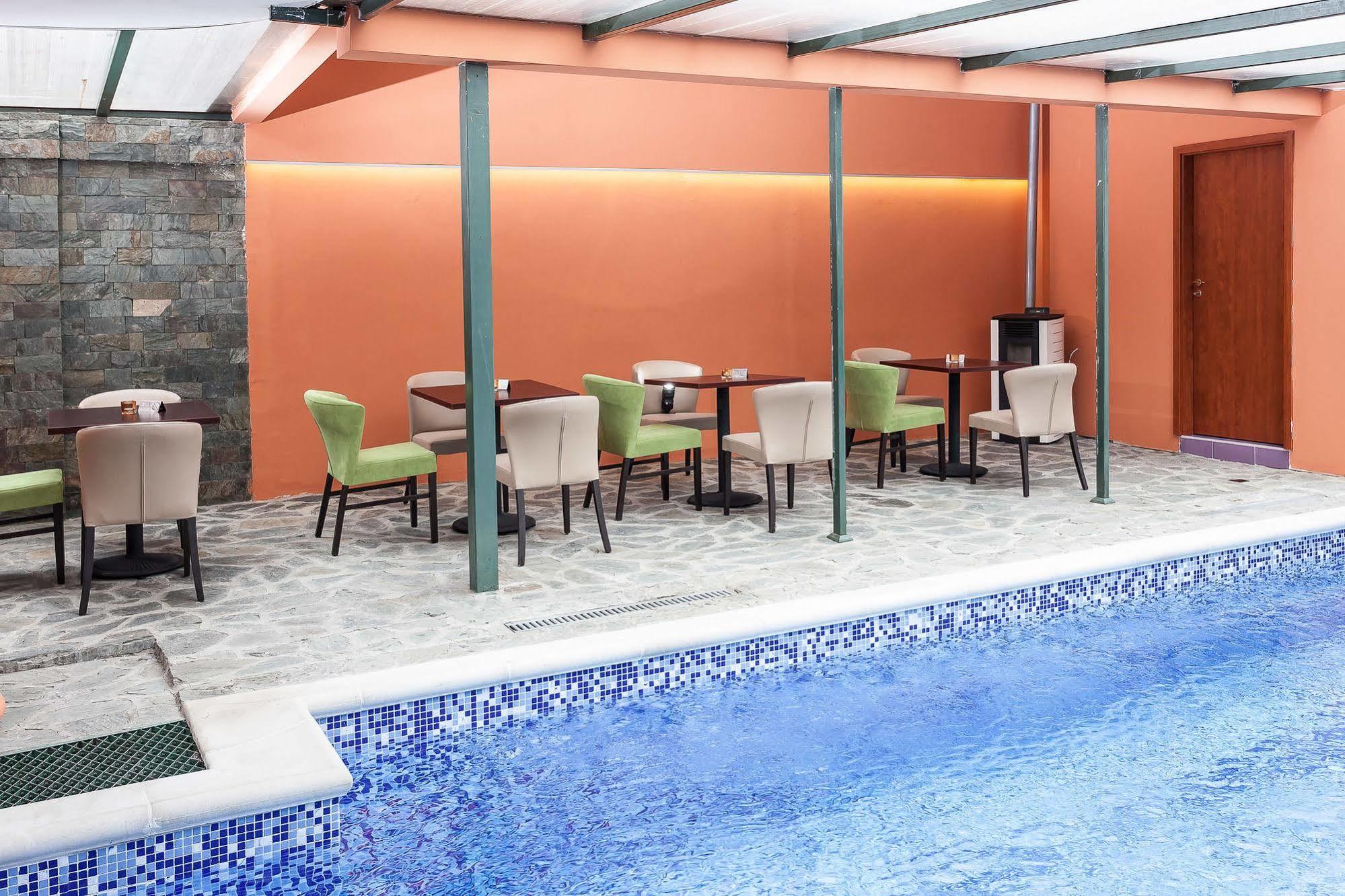 Modern Inn Boutique Hotel Skopje Extérieur photo