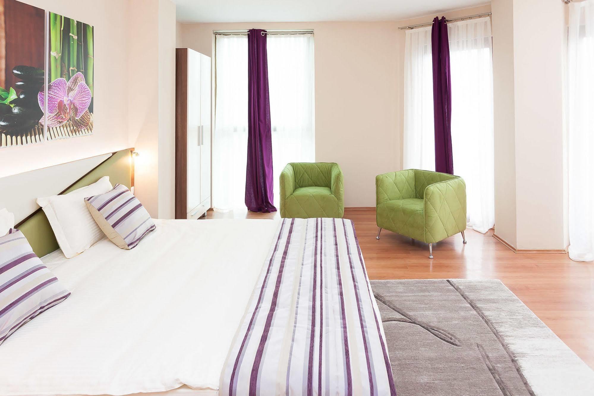 Modern Inn Boutique Hotel Skopje Extérieur photo