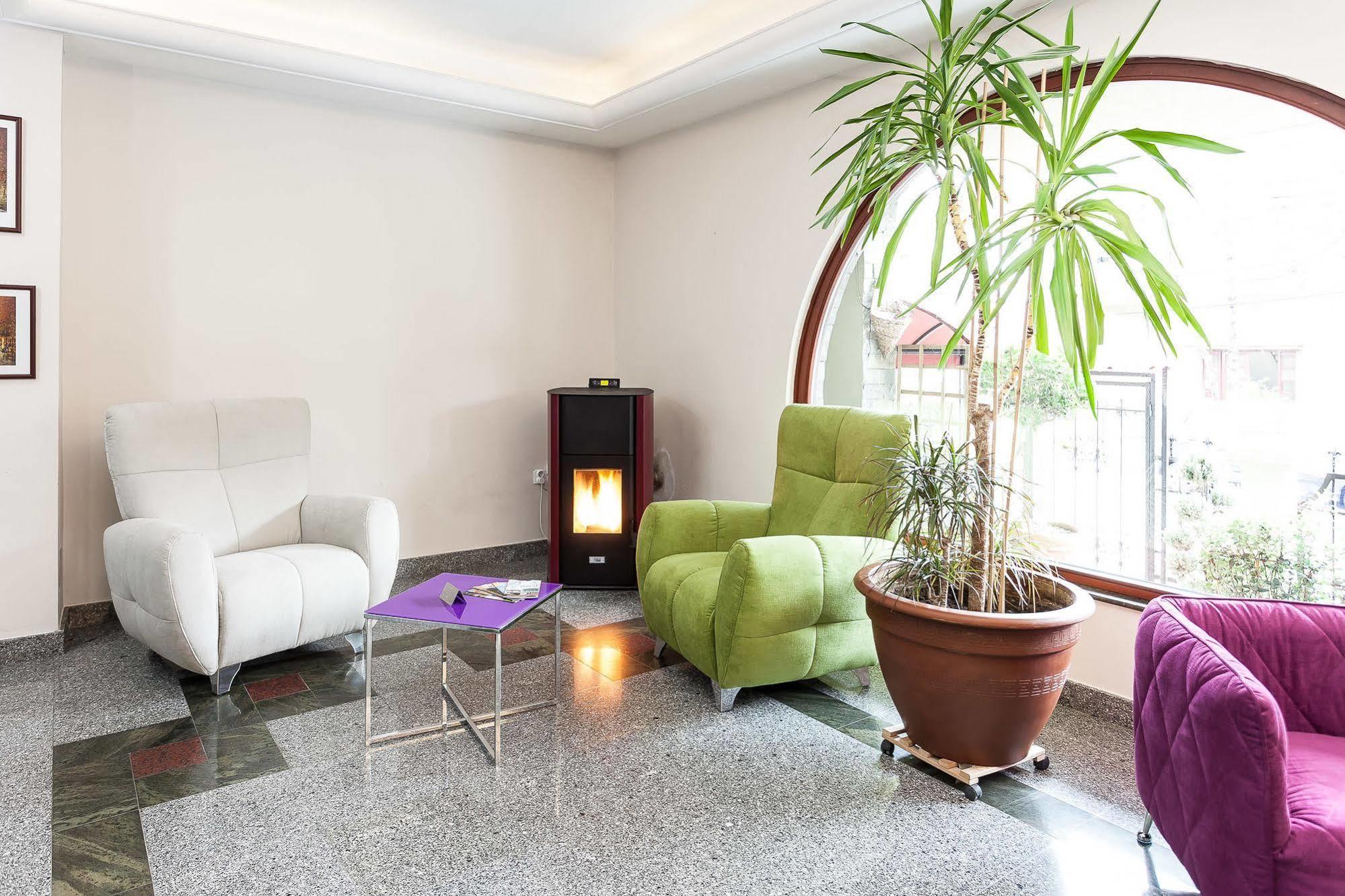 Modern Inn Boutique Hotel Skopje Extérieur photo