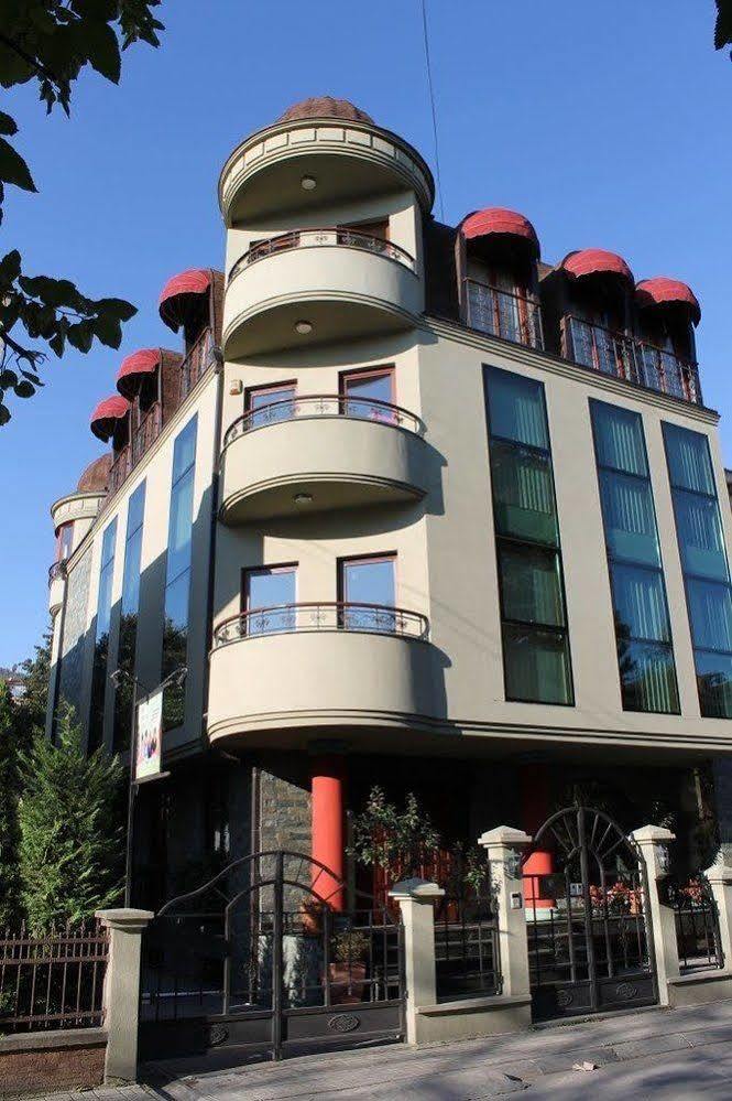 Modern Inn Boutique Hotel Skopje Extérieur photo